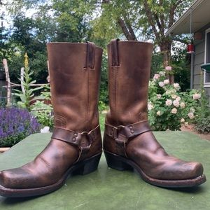 Frye Women’s Harness 12R Boots size 10